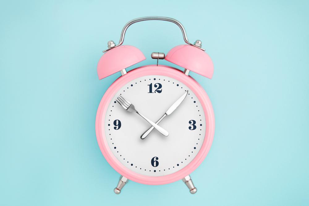 Pas op voor deze risico's van intermittent fasting