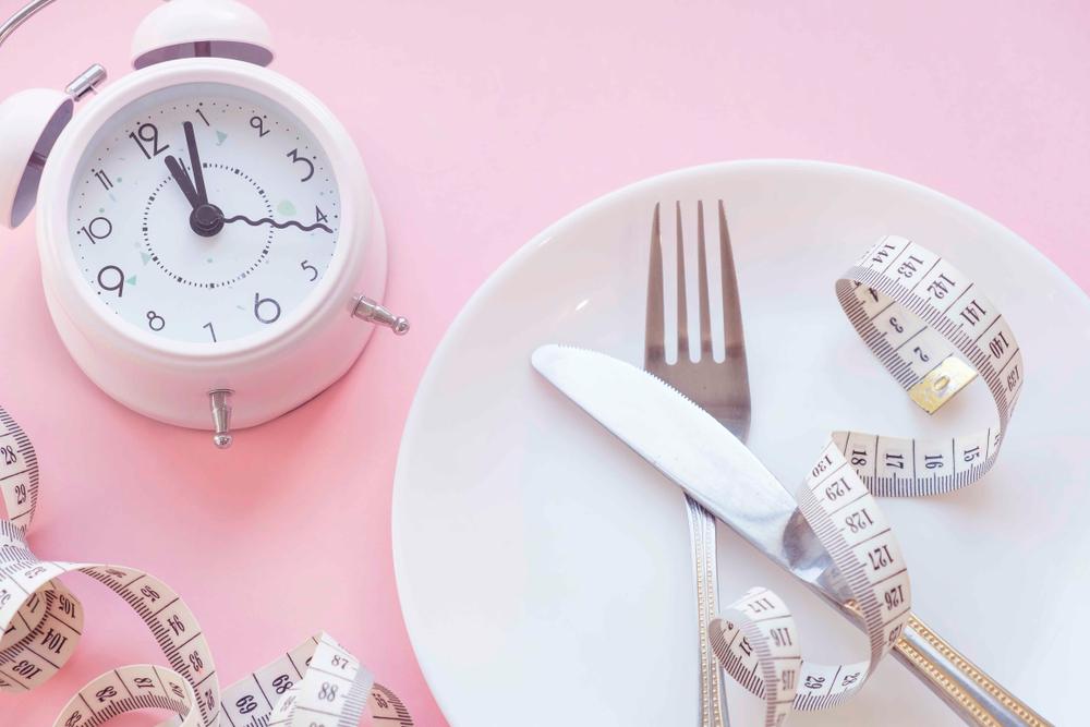 Afslanken door intermittent fasting: wat zegt de wetenschap?