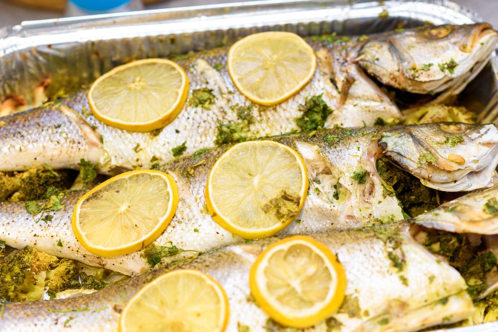 Koken zonder bijkomen: ovenschotel met zeebaars, gierst en groenten