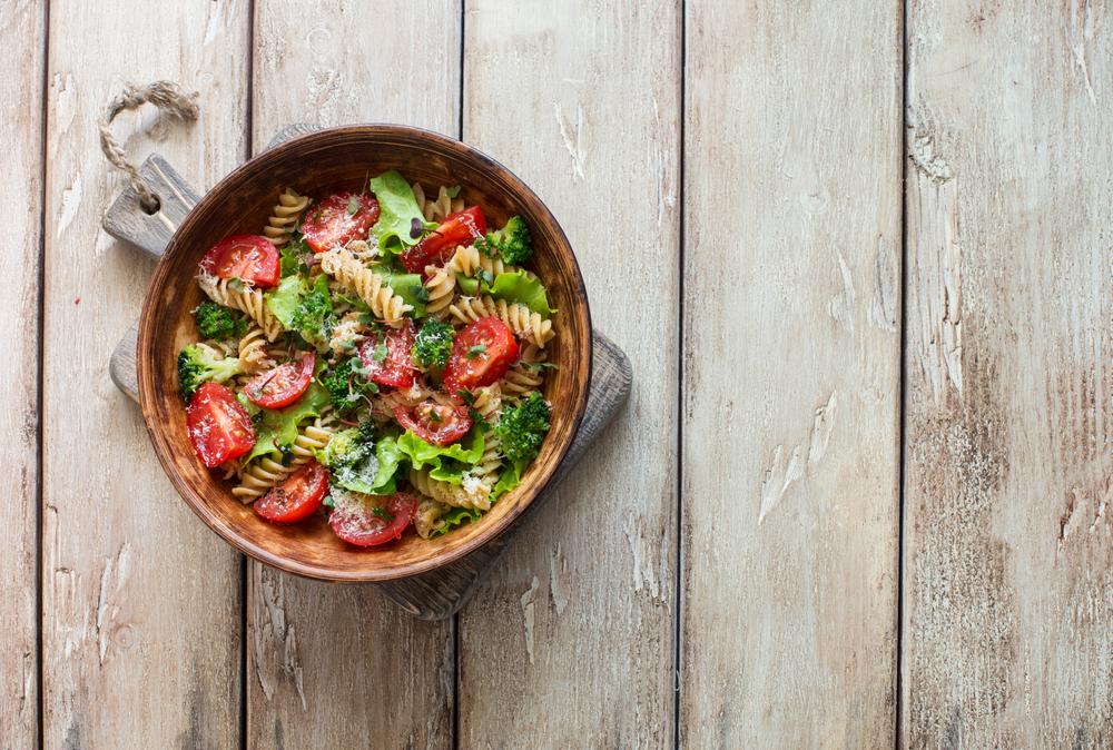SkinnyLove proof recept: boekweitpasta met broccoli en tomaten